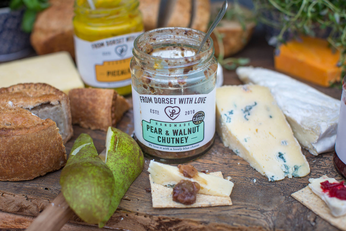 Pear & Walnut Chutney (300g)