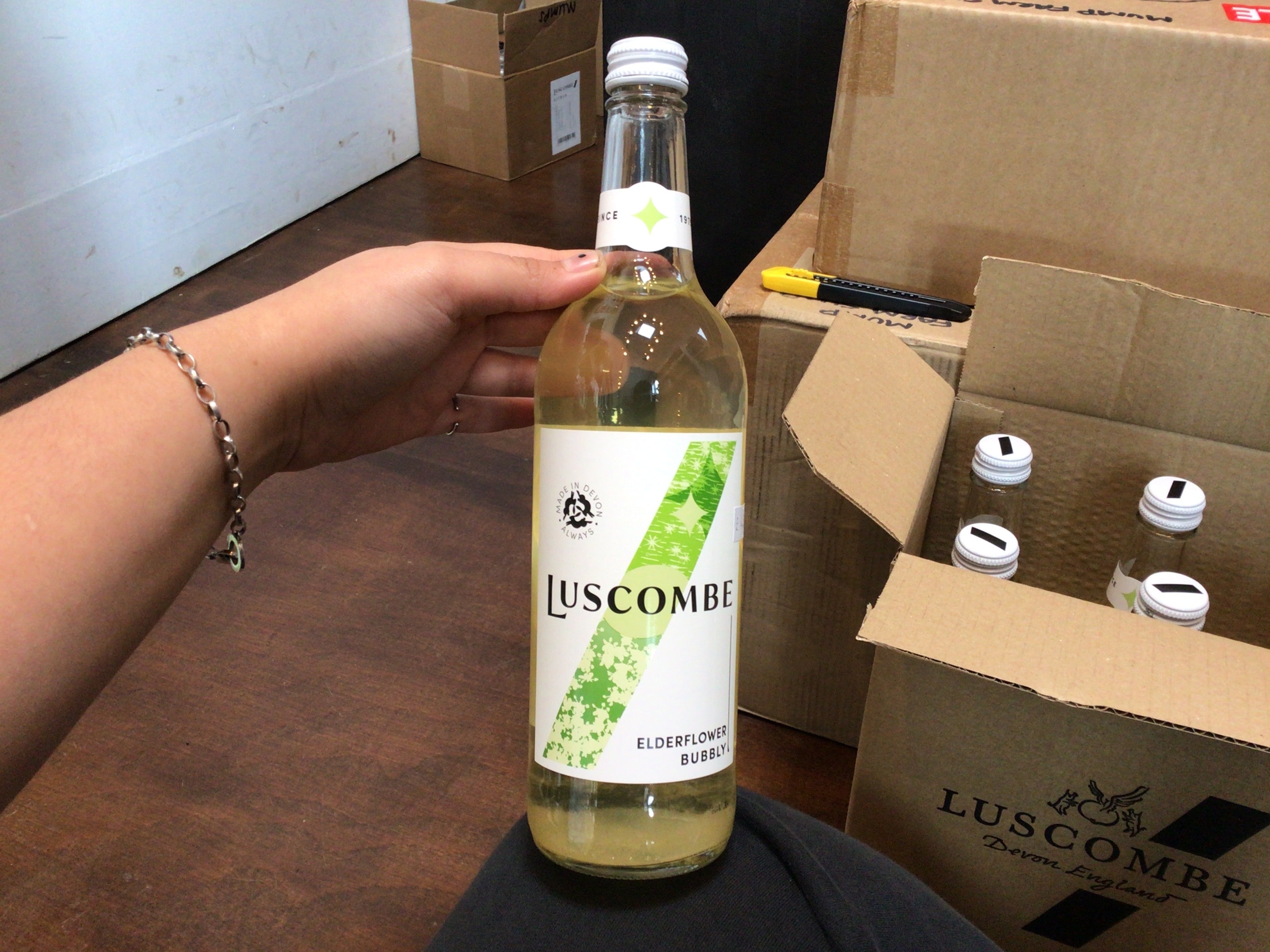 Luscombe elderflower bubbly
